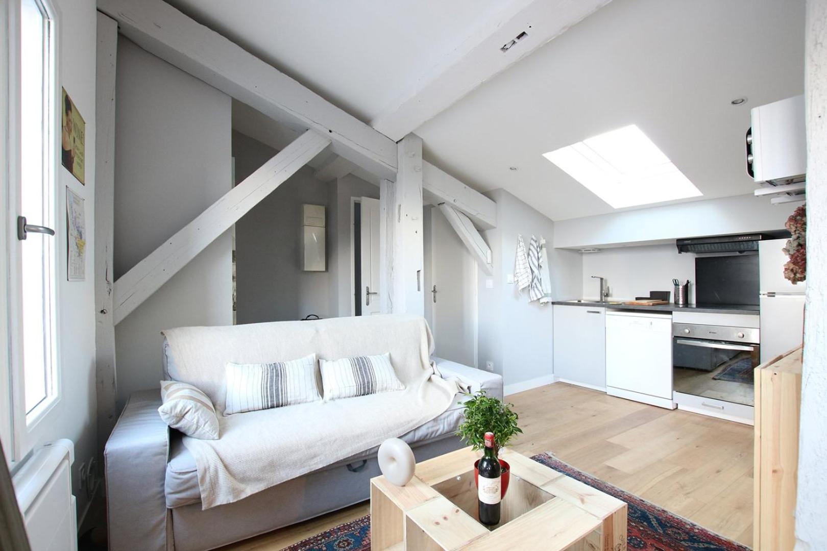 Guestready - Sunny Attic Apt Near Grand Theatre Bordeaux Zewnętrze zdjęcie