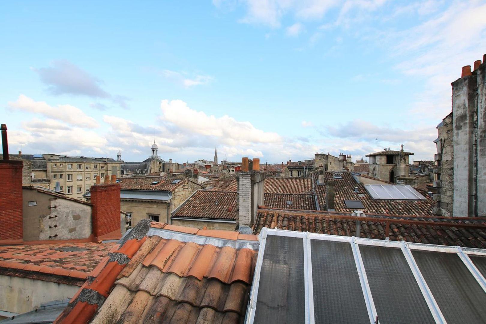 Guestready - Sunny Attic Apt Near Grand Theatre Bordeaux Zewnętrze zdjęcie