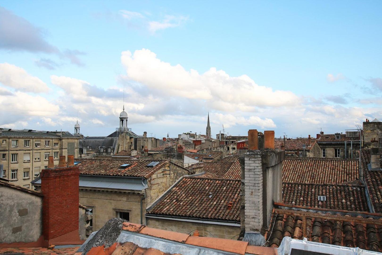 Guestready - Sunny Attic Apt Near Grand Theatre Bordeaux Zewnętrze zdjęcie